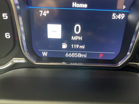 Certified 2021 GMC Yukon Denali image 12