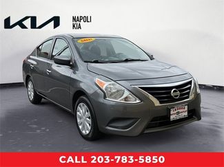 Used 2018 Nissan Versa SV image 1