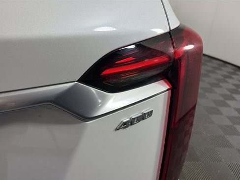 Certified 2023 Cadillac XT6 Premium Luxury w/ LPO, Floor Liner Package image 21