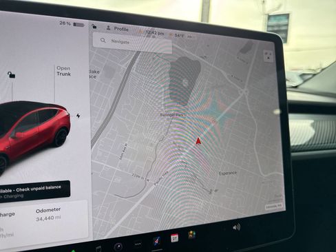Used 2022 Tesla Model Y Performance image 34