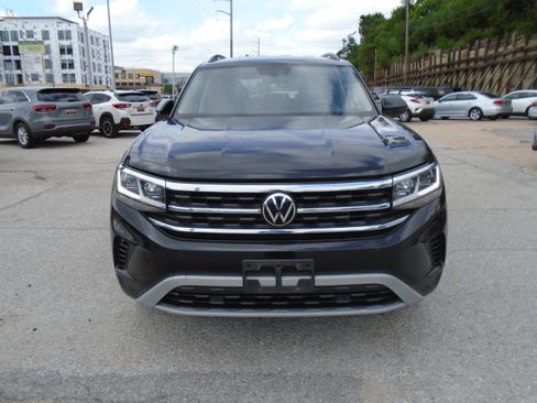 Used 2023 Volkswagen Atlas SE FWD image 4