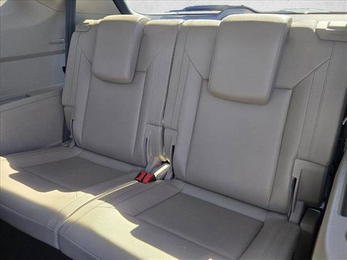 Used 2018 Volkswagen Atlas SE image 19