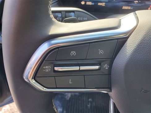 Used 2024 Chevrolet Traverse Z71 w/ LPO, Floor Liner Package image 14