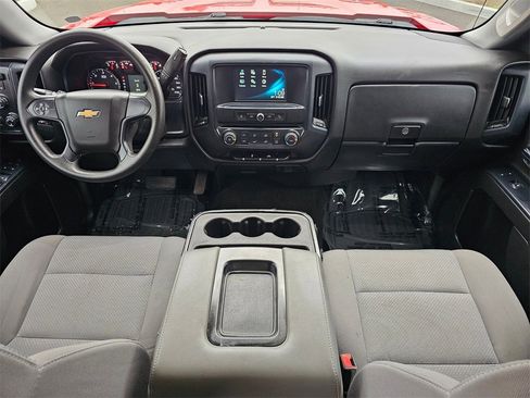 Used 2018 Chevrolet Silverado 1500 Custom image 9