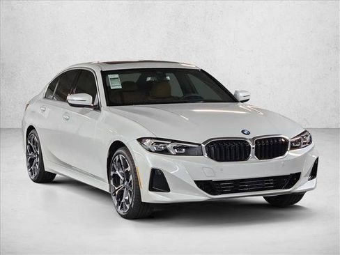 Used 2026 BMW 330i Sedan w/ Convenience Package RWD image 3