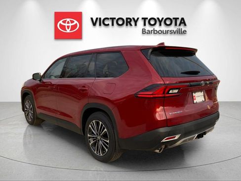 New 2026 Toyota Grand Highlander MAX Platinum image 3