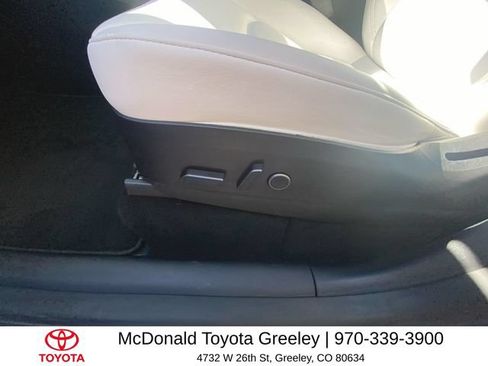 Used 2023 Tesla Model Y Long Range AWD/4WD image 12