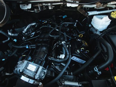 Used 2023 Ford Transit 350 XLT image 22