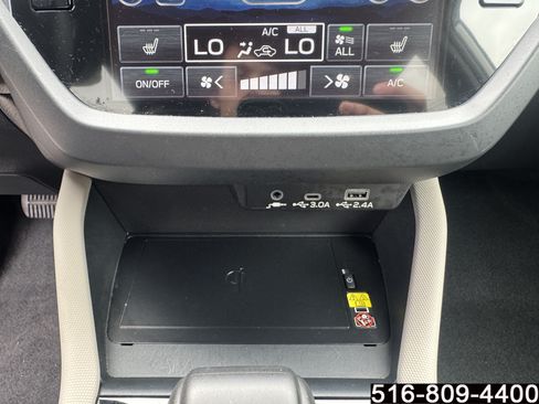 Used 2025 Subaru Forester Limited AWD/4WD image 20