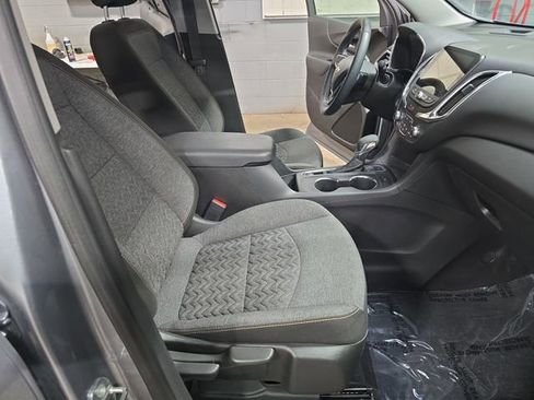 Used 2024 Chevrolet Equinox LT AWD/4WD image 14