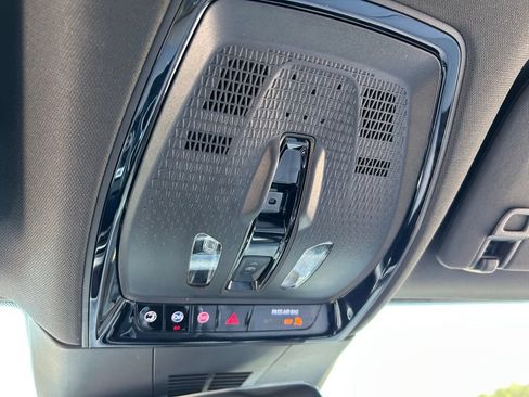 Used 2024 Cadillac Lyriq Luxury AWD/4WD image 61