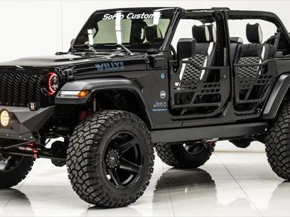 Used 2023 Jeep Wrangler Unlimited w/ Cold Weather Group