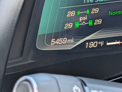 Used 2023 Chevrolet Corvette Stingray Premium Conv w/ Z51 Performance Package RWD image 25