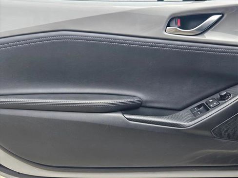 Used 2025 MAZDA MX-5 Miata RF Grand Touring RWD image 11
