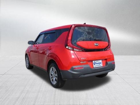 Used 2021 Kia Soul LX FWD image 5