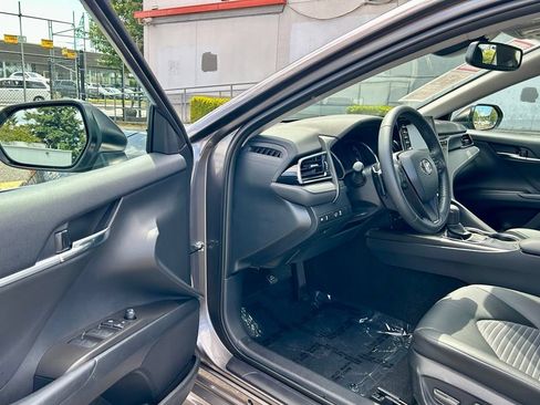 Certified 2023 Toyota Camry SE w/ Convenience Package FWD image 9