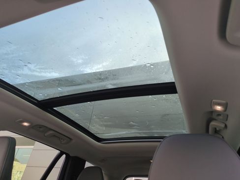 New 2026 Volvo XC90 B5 Core image 14