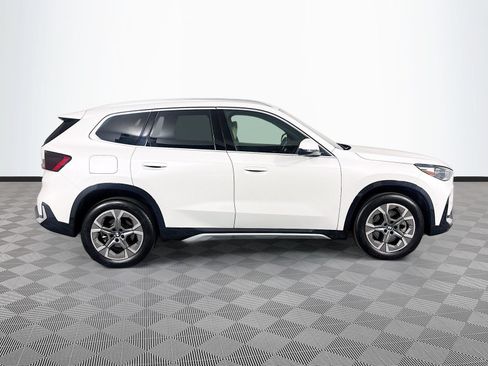 Used 2025 BMW X1 xDrive28i AWD/4WD image 8