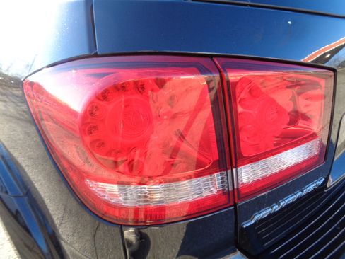 Used 2016 Dodge Journey SXT image 12