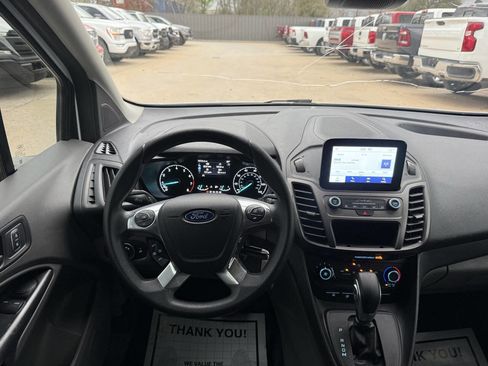 Used 2022 Ford Transit Connect XL FWD image 16