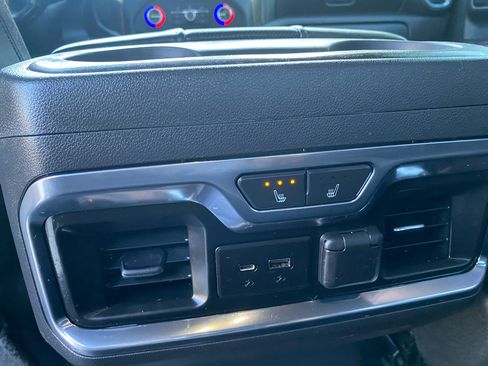 Used 2020 Chevrolet Silverado 1500 High Country w/ Technology Package image 15