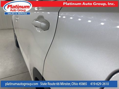 Used 2016 Toyota Highlander Limited image 38