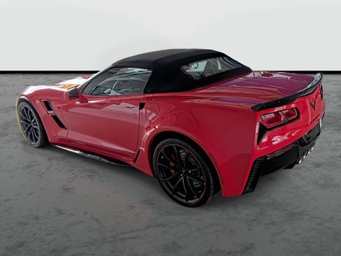 Used 2019 Chevrolet Corvette Grand Sport w/ Carbon Flash Badge Package RWD image 11
