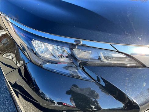 Used 2024 Toyota Sienna LE image 34