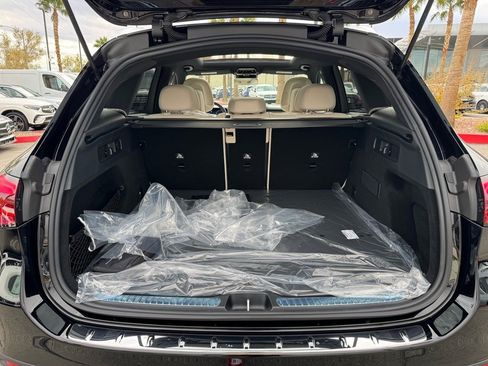 New 2026 Mercedes-Benz GLC 300 image 16