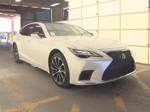 Used 2022 Lexus LS 500 w/ Luxury Package RWD image 2