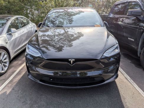 Used 2022 Tesla Model X image 6
