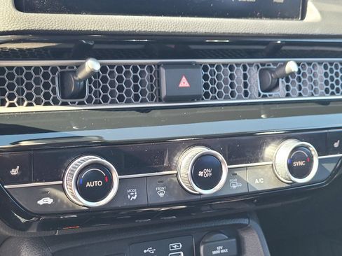Used 2022 Honda Civic Touring image 20