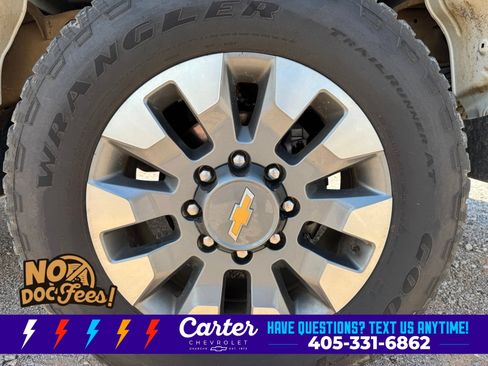 Used 2024 Chevrolet Silverado 2500 Custom w/ Custom Value Package AWD/4WD image 8