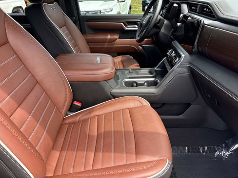 Used 2026 GMC Sierra 3500 Denali Ultimate AWD/4WD image 33