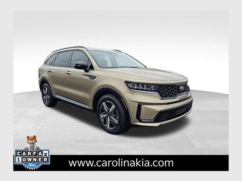 Used 2021 Kia Sorento S image 1