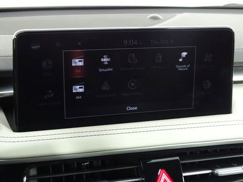 Used 2024 Genesis G70 2.5T image 37