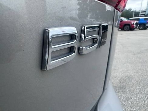 Certified 2024 Volvo XC60 B5 Core AWD/4WD image 6