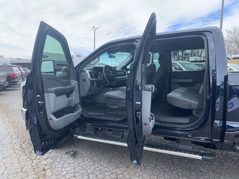 Used 2025 Ford F250 XLT w/ FX4 Off-Road Package image 17