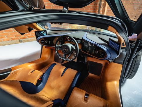 Used 2020 McLaren Speedtail image 34