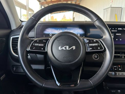 Used 2024 Kia Seltos SX AWD/4WD image 23