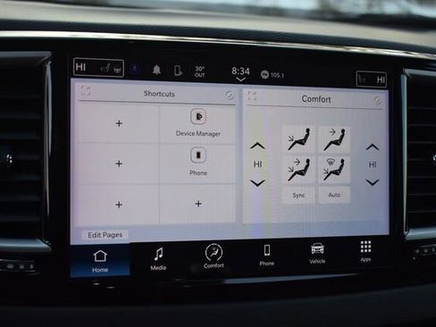 Used 2024 Chrysler Pacifica Touring-L FWD image 29