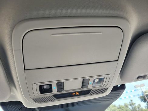 Used 2026 Ford Explorer Active w/ Active Comfort Package image 21