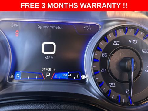 Used 2019 Chrysler 300 S AWD/4WD image 16