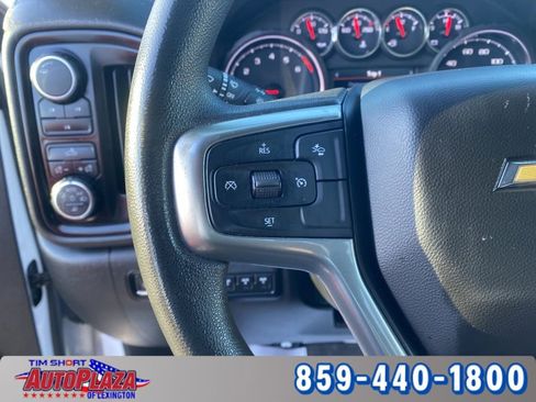 Used 2022 Chevrolet Silverado 2500 Custom w/ Custom Value Package image 27