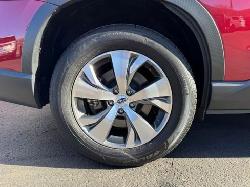 Used 2024 Subaru Ascent Premium w/ Convenience Package image 32