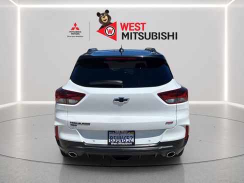 Used 2021 Chevrolet TrailBlazer RS w/ Sun and Liftgate Package AWD/4WD image 5