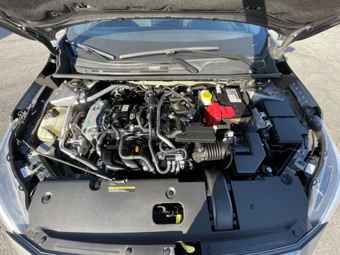 Used 2023 Nissan Sentra SV image 32