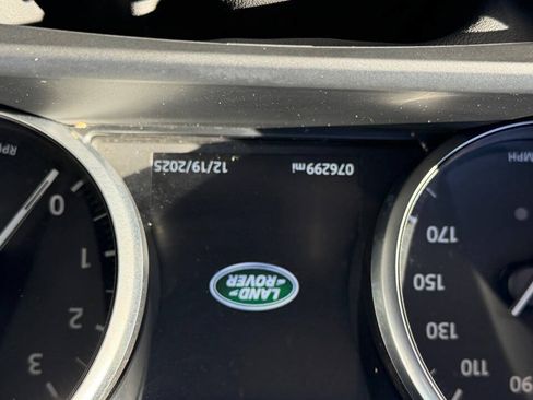 Used 2017 Land Rover Range Rover Sport HSE AWD/4WD image 35