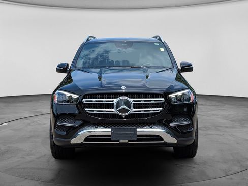 Used 2025 Mercedes-Benz GLE 450 4MATIC image 2