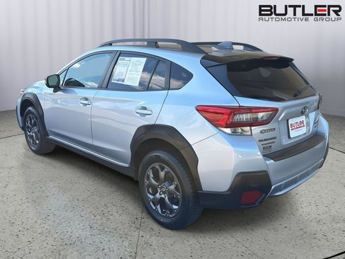 Used 2022 Subaru Crosstrek 2.5i Sport w/ Moonroof Package AWD/4WD image 4